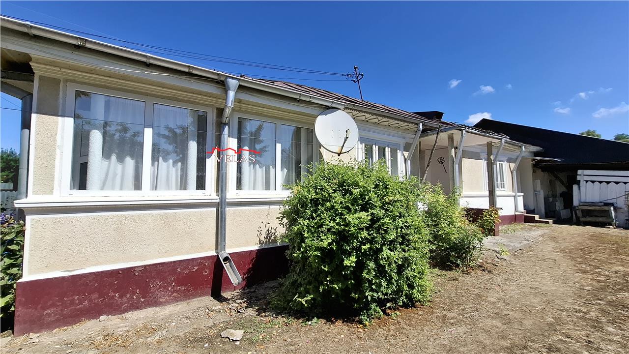 Casa cu teren 2783 mp- Panciu-Satu Nou