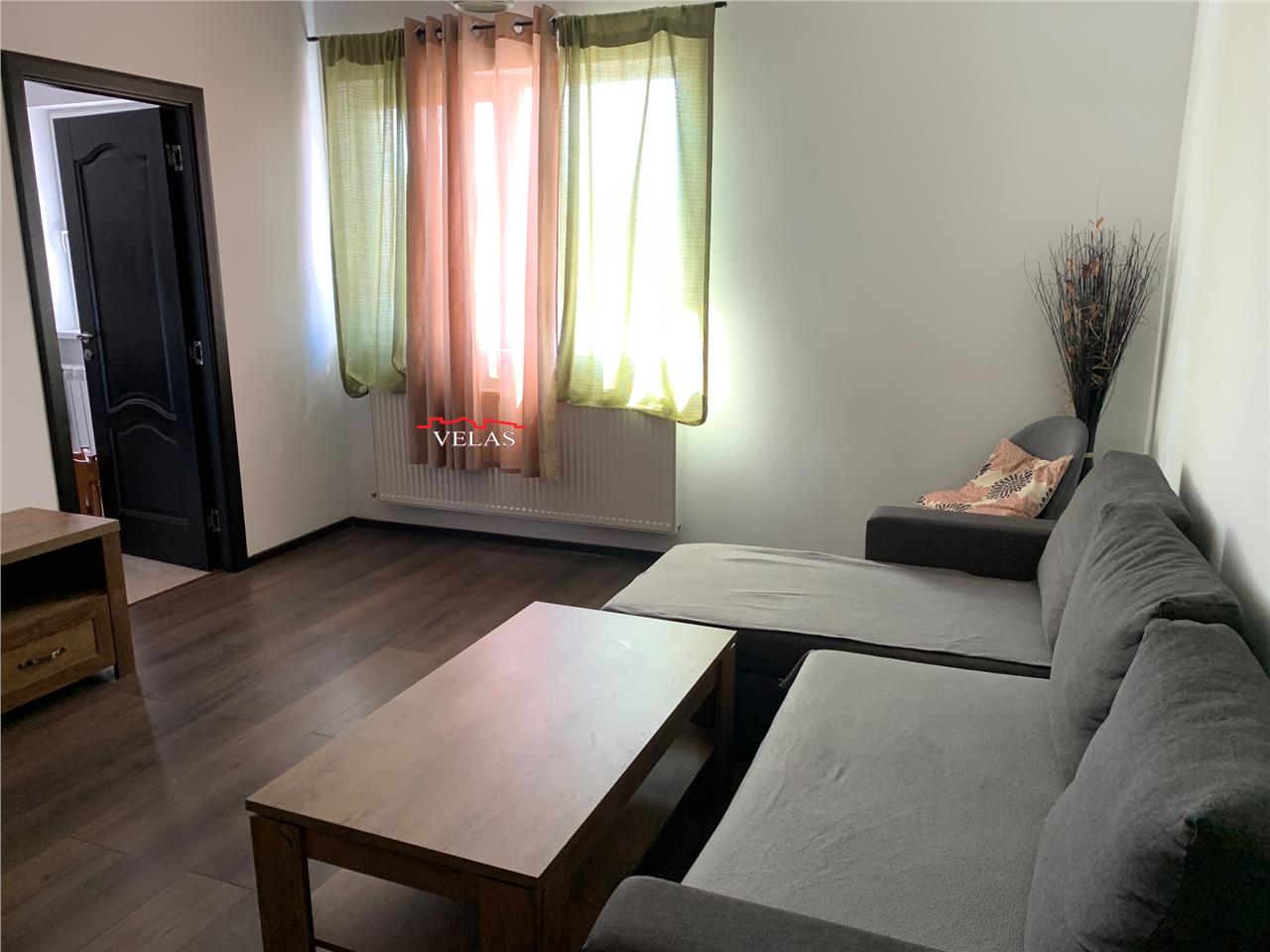 Inchiriez apartament 2 camere, mobilat si utilat, bloc nou, Piata Moldovei