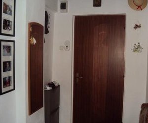 garsoniera str. Comisia Centrala, et. 4 cu acoperis, spatioasa, centrala termica proprie pe gaze