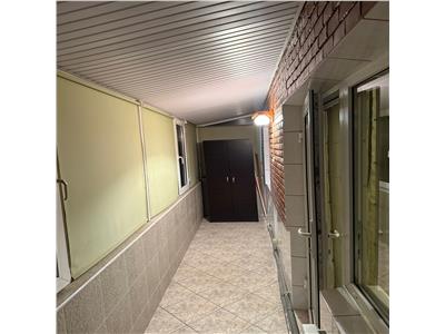 Inchiriez apartament 3 camere, et 3, mobilat, zona Doi Stejari