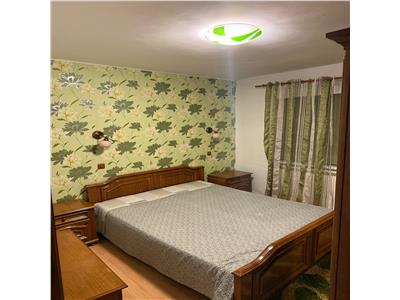 Inchiriez apartament 3 camere, et 3, mobilat, zona Doi Stejari