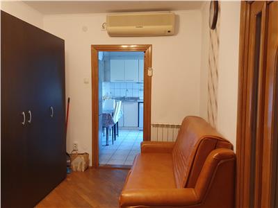 Inchiriez apartament 3 camere, et 3, mobilat, zona Doi Stejari