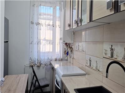 Apartament 2 camere, et 3, CT, mobilat si utilat, Zona Sud