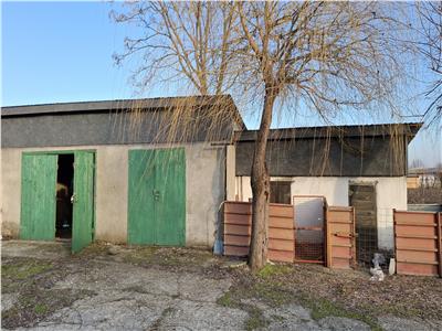 Casa com.Maicanesti, cu 3118 mp teren intravilan