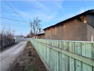 Casa com.Maicanesti, cu 3118 mp teren intravilan