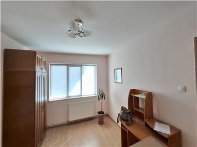 Apartament 2 camere Bacau, parter, CT, liber.