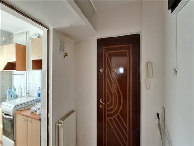 Apartament 2 camere Bacau, parter, CT, liber.