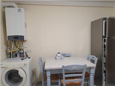 Inchiriez apartament 2 camere, parter , mobilat si utilat