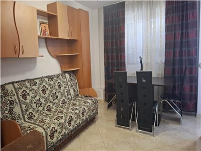 Garsoniera et 2, mobilata si utilata, zona centru Focsani