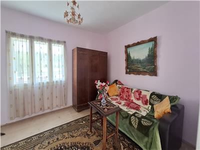 Casa cu 2360 mp teren, Racoasa