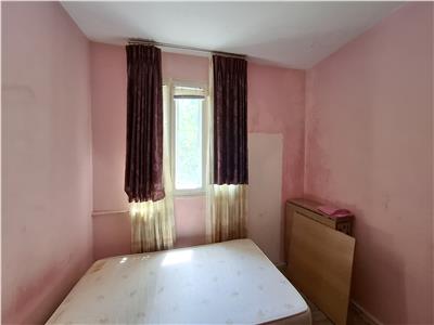 Apartament 2 camere, et 2, decomandat, Sud-Mausoleu