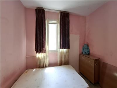 Apartament 2 camere, et 2, decomandat, Sud-Mausoleu