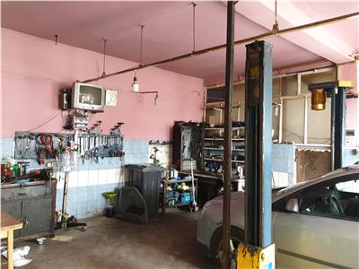 Casa Focsani+atelier mecanic si spatiu comercial stradal