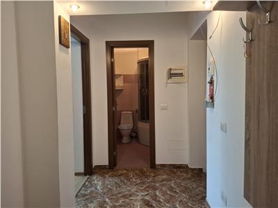 Apartament 2 camere et 2, decomandat, CT, Sud