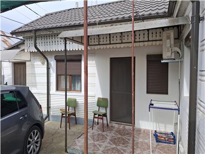 Casa Petresti cu 745 mp teren intravilan