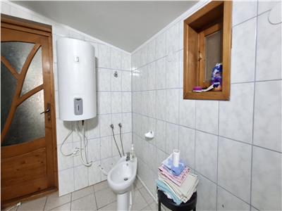 Casa Petresti cu 745 mp teren intravilan