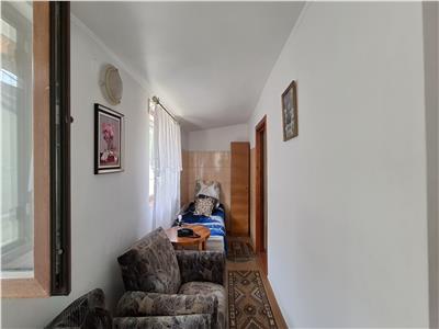 Casa Petresti cu 745 mp teren intravilan