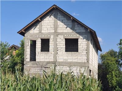 Casa in constructie Gologanu cu 1000 mp teren intravilan