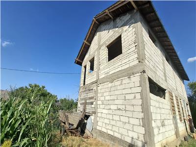 Casa in constructie Gologanu cu 1000 mp teren intravilan