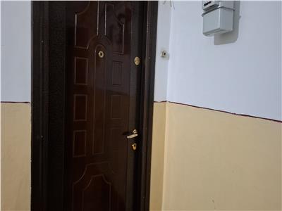Apartament 3 camere, I-uri Sud, mobilat